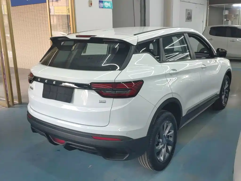 Geely Binyue — миниатюра 7