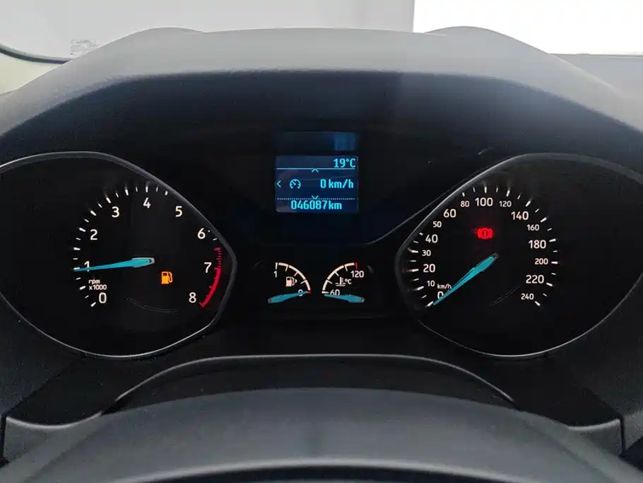 Ford Focus — миниатюра 14