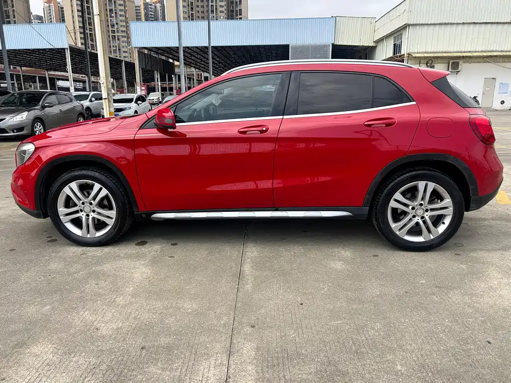 Mercedes-Benz GLA — миниатюра 5