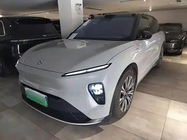 2023 Nio ES8