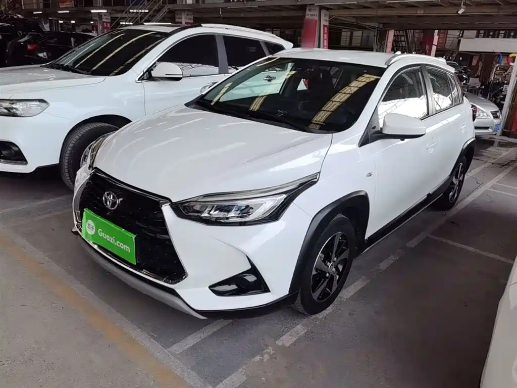 Toyota Yaris L 2021