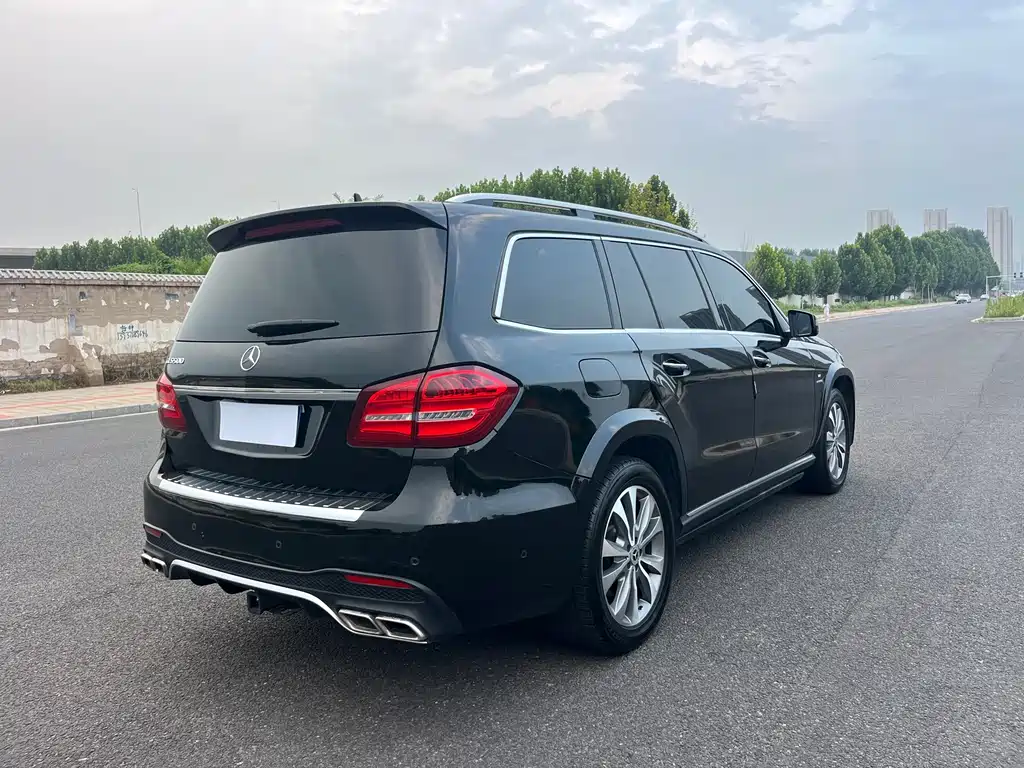 Mercedes-Benz GL-Class — миниатюра 7