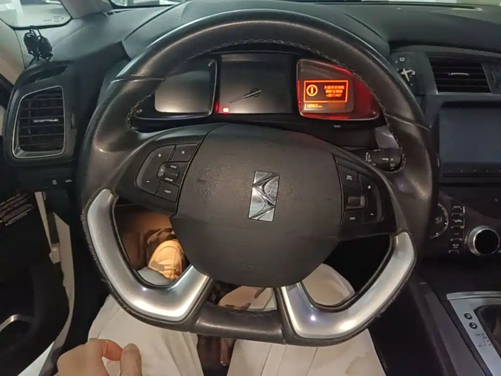 DS DS 5 — миниатюра 11