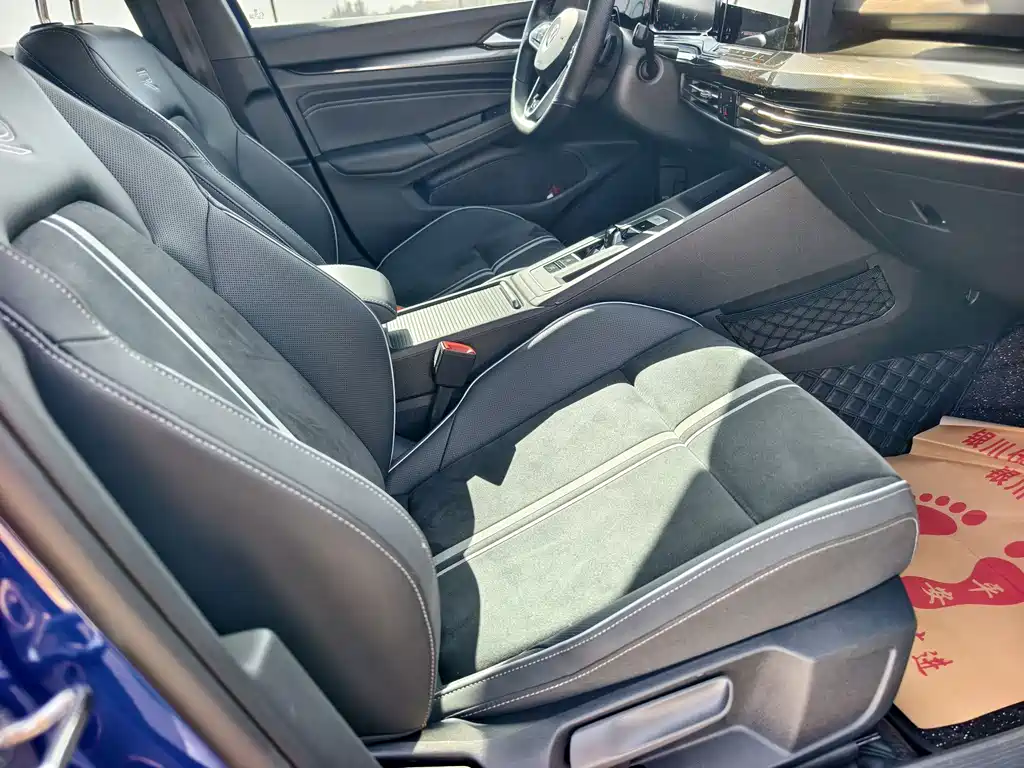 Volkswagen Golf — миниатюра 10