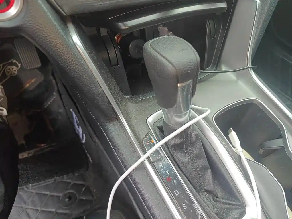 Honda Accord — миниатюра 7