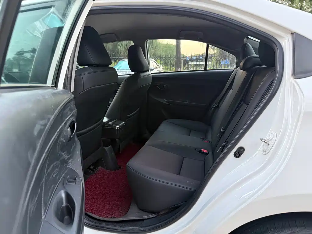 Toyota Vios — миниатюра 5