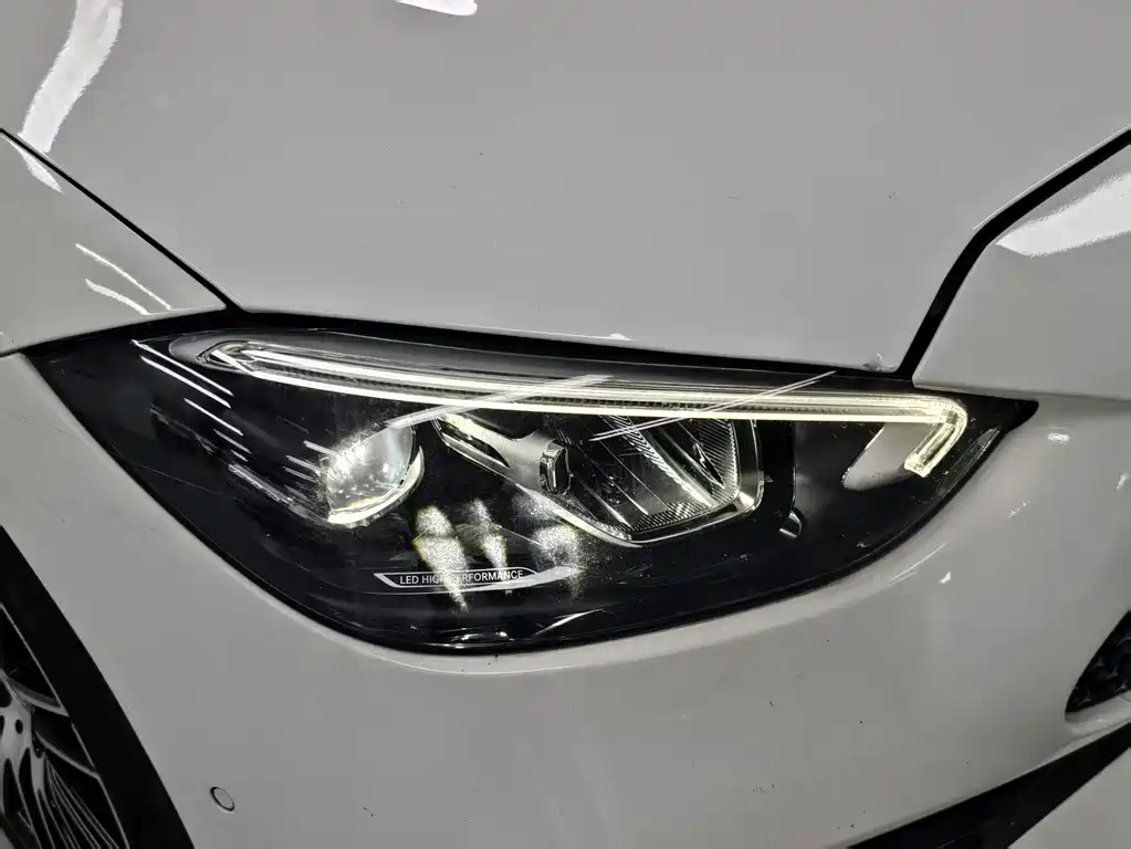 Mercedes-Benz C-Class — миниатюра 22