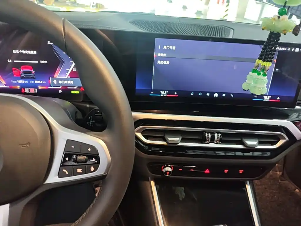 BMW i3 — миниатюра 13