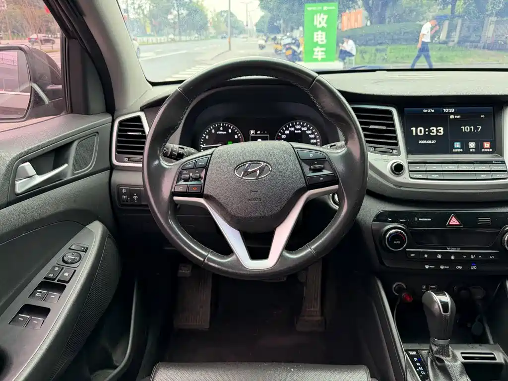 Hyundai Tucson — миниатюра 14