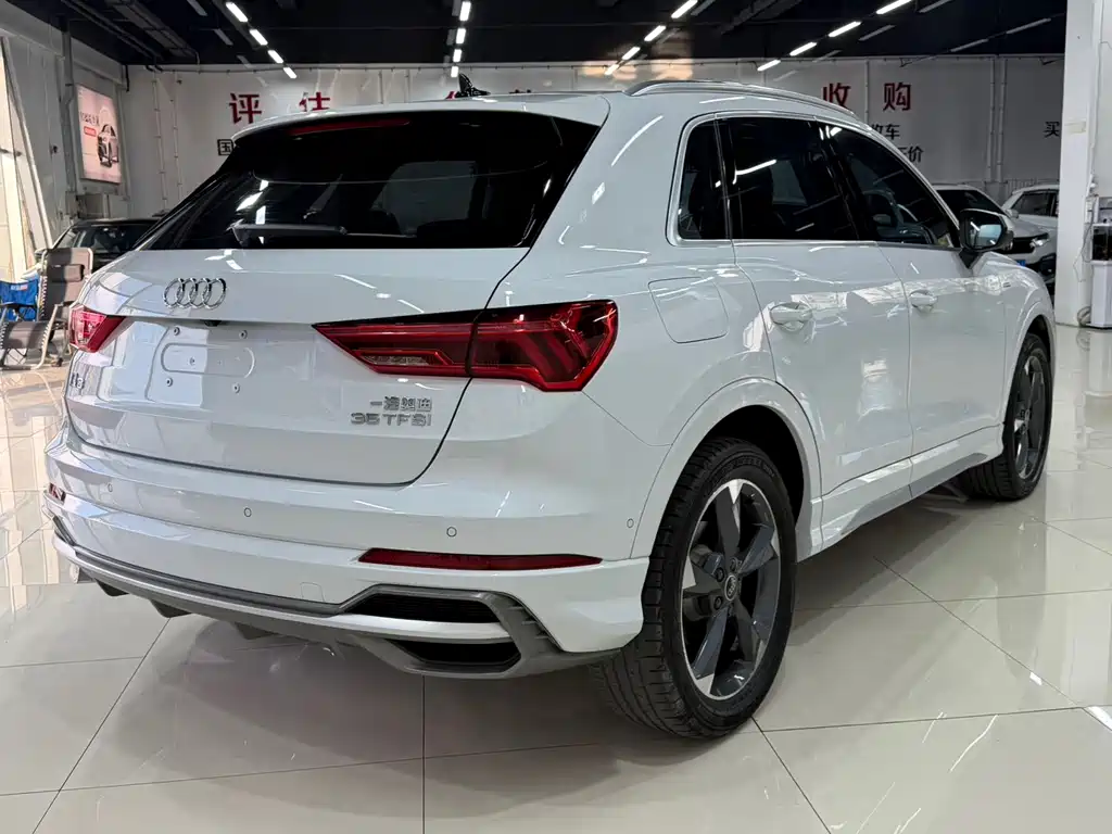 Audi Q3 — миниатюра 6