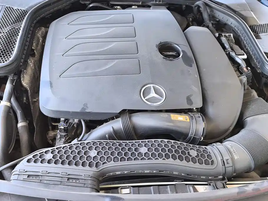 Mercedes-Benz C-Class (Import) — миниатюра 10