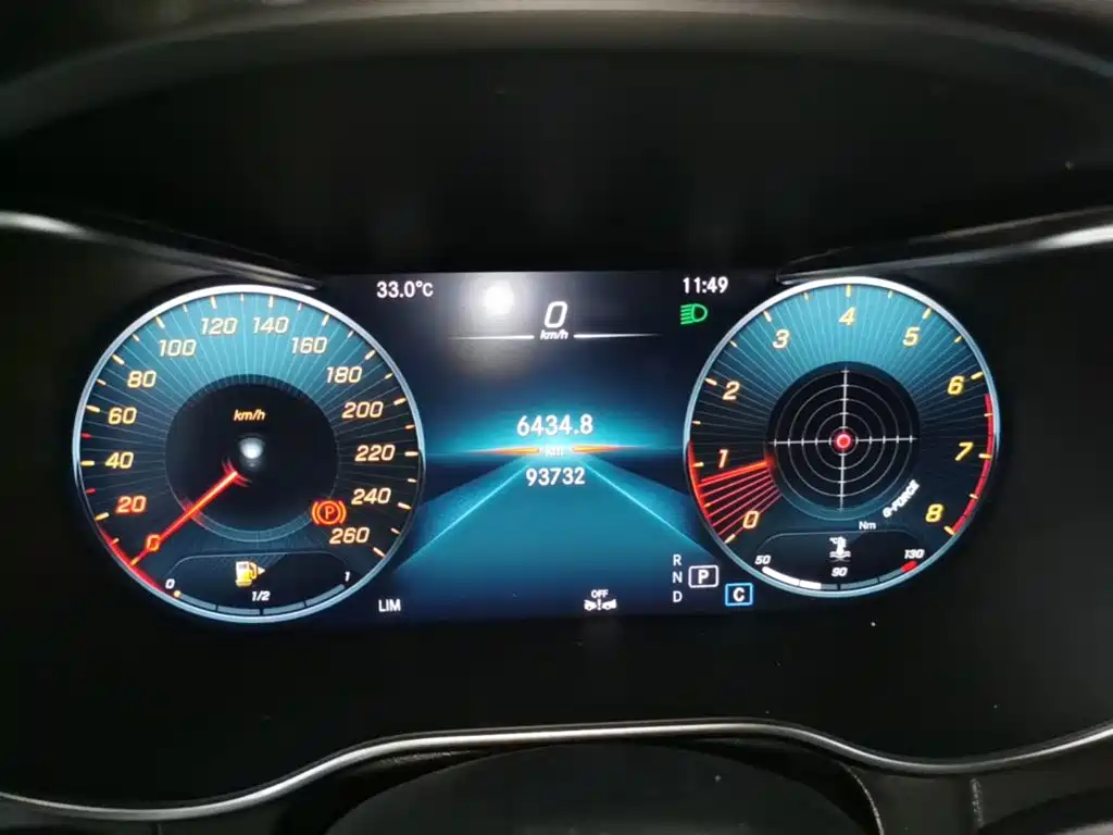 Mercedes-Benz GLC — миниатюра 12