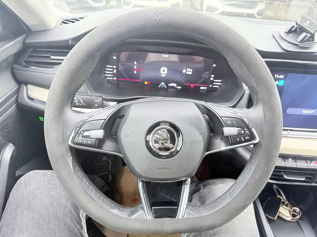 Skoda Octavia — миниатюра 11