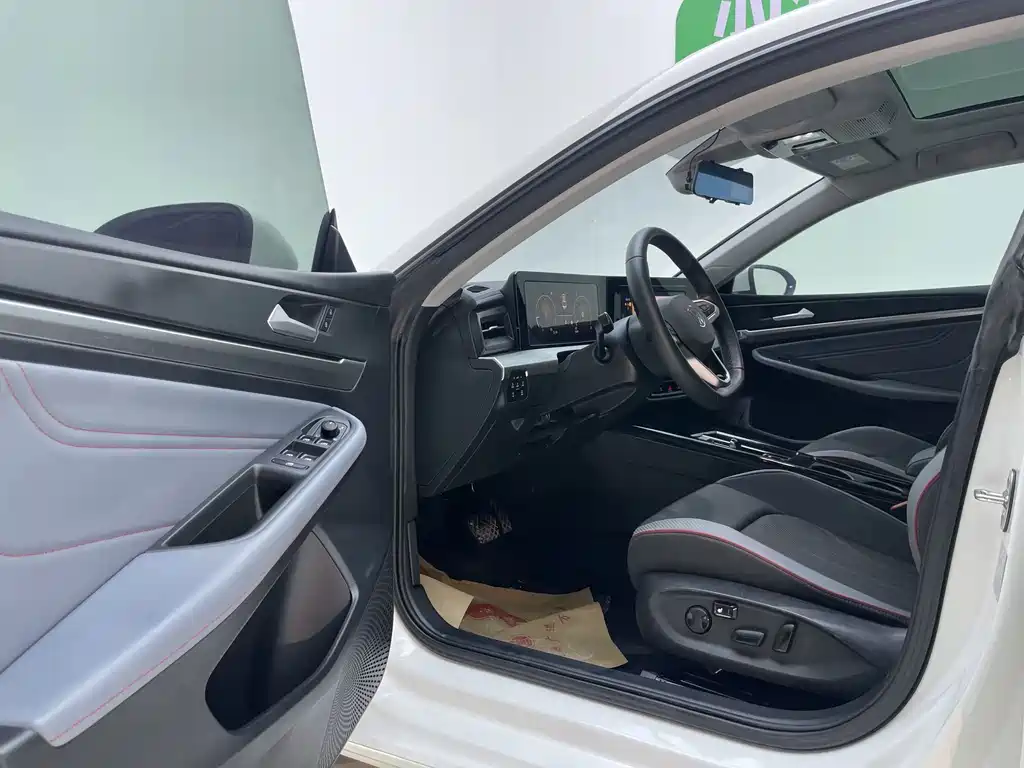 Volkswagen Lamando — миниатюра 14