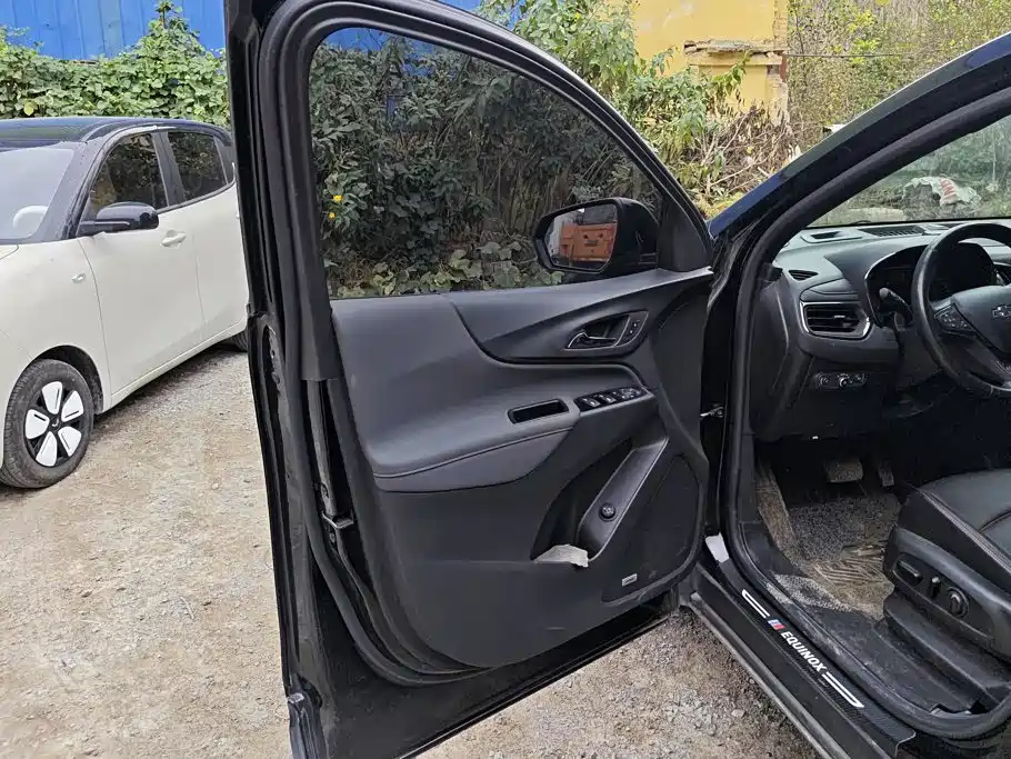 Chevrolet Equinox — миниатюра 7