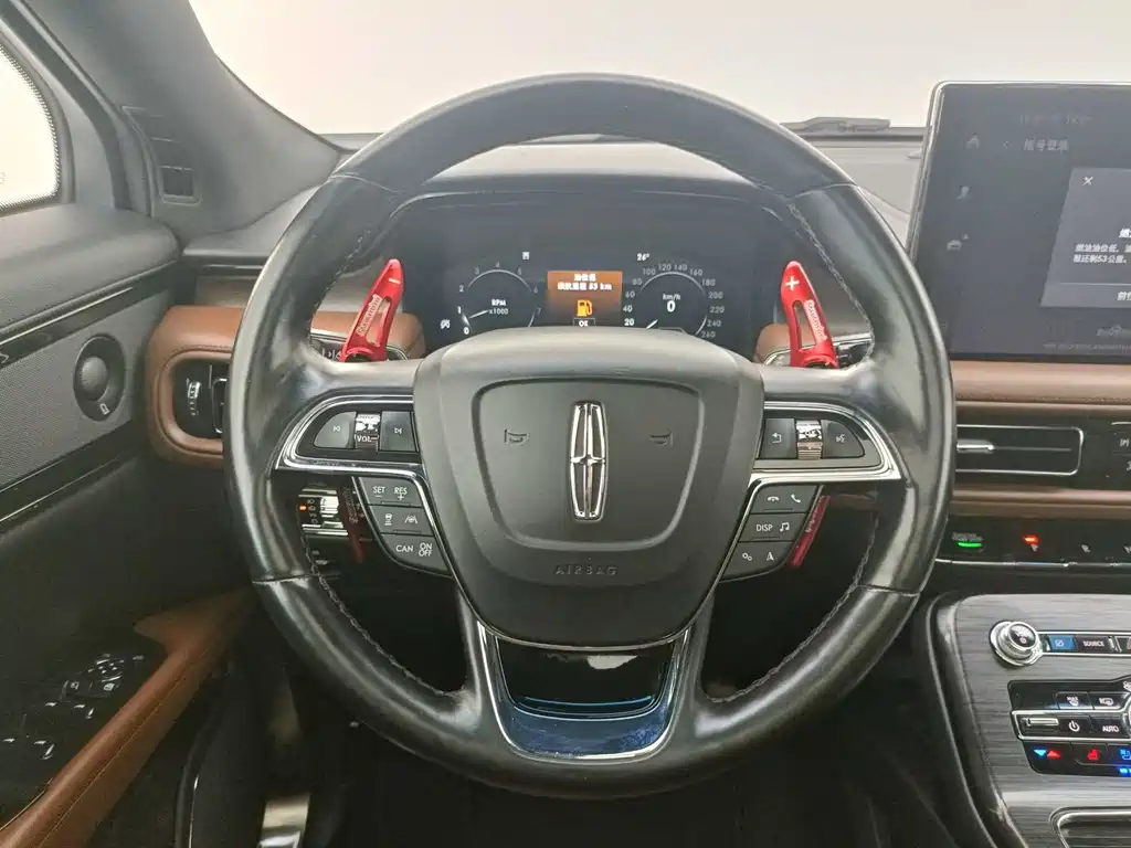 Lincoln Nautilus — миниатюра 5