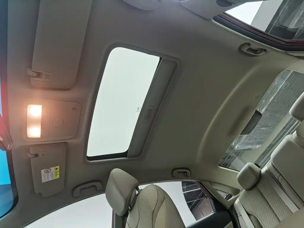 Buick Excelle — миниатюра 14