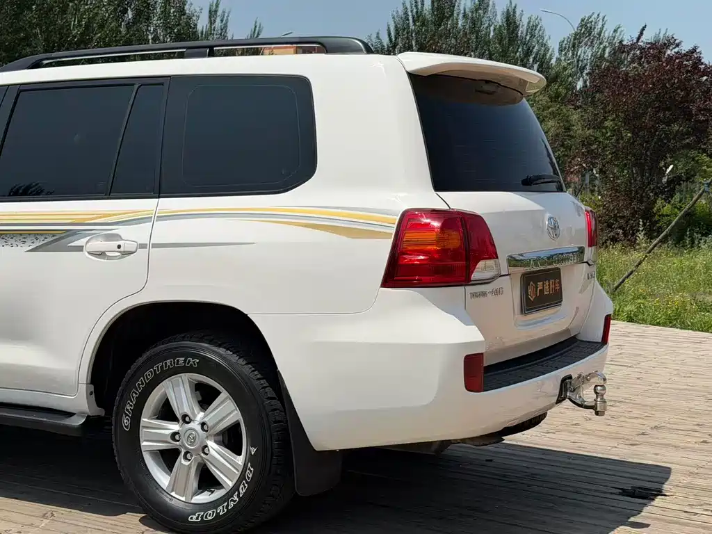 Toyota Land Cruiser 2012 4.0L AT VX