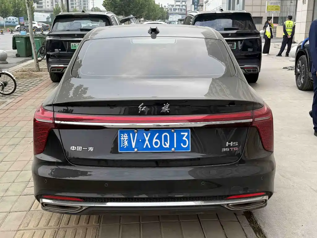 Hongqi Hongqi H5 — миниатюра 3