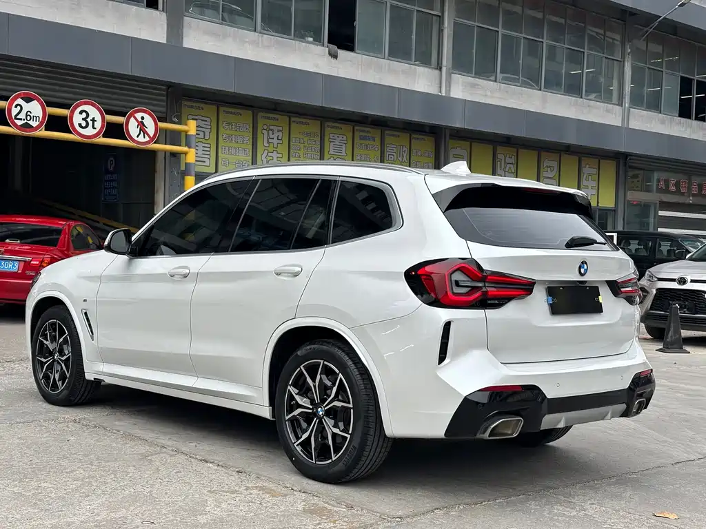 BMW X3 — миниатюра 5