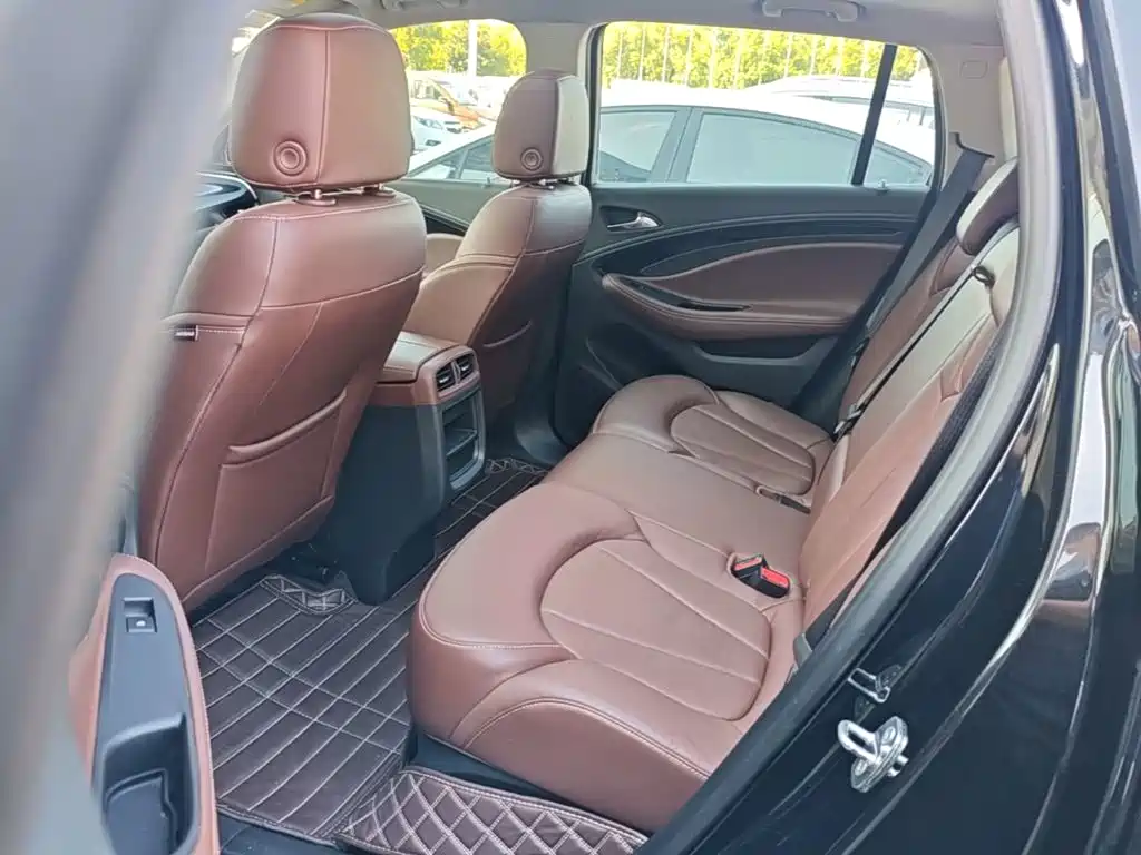 Buick Envision Plus — миниатюра 17