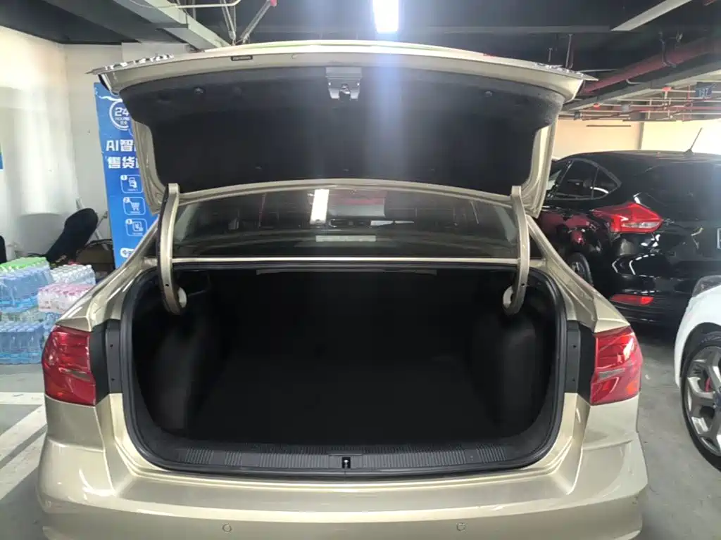Volkswagen Bora — миниатюра 19