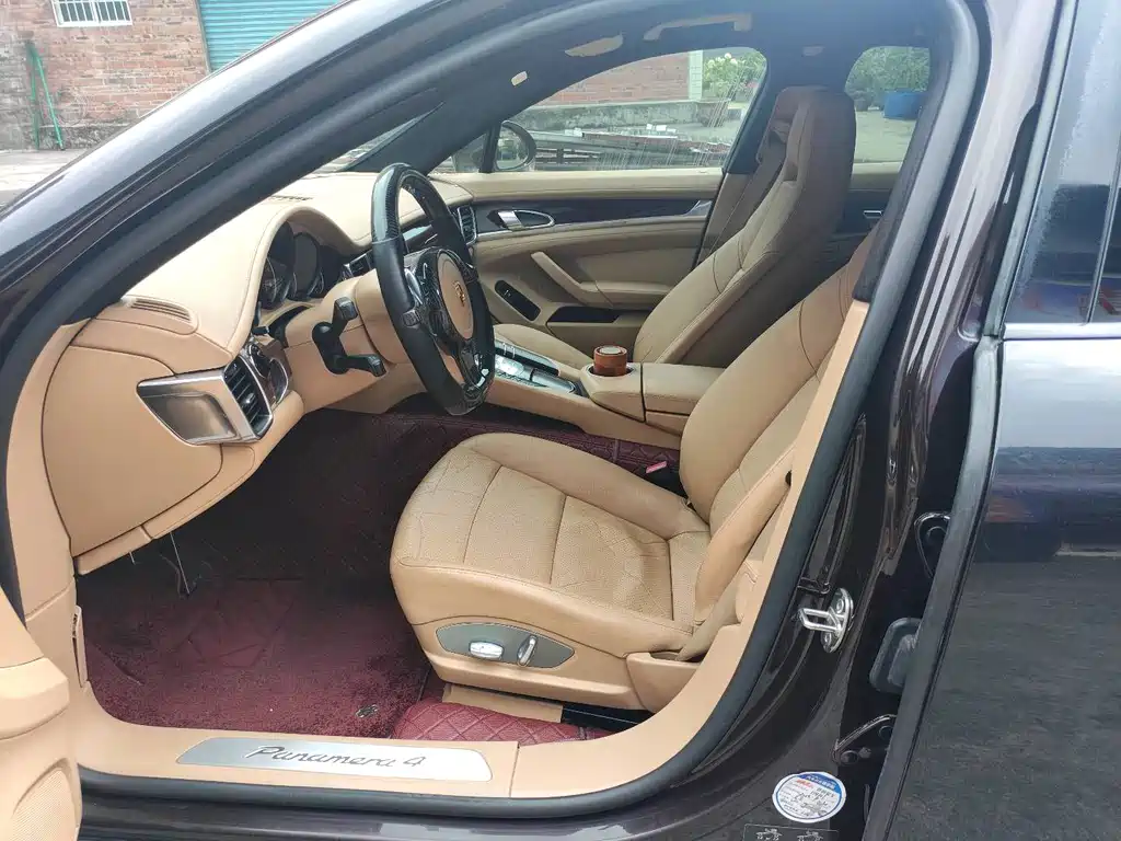 Porsche Panamera — миниатюра 4