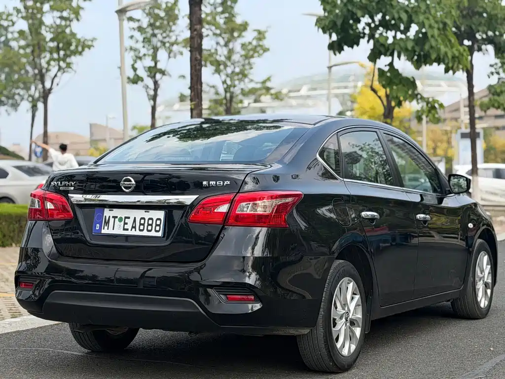 Nissan Sylphy — миниатюра 6