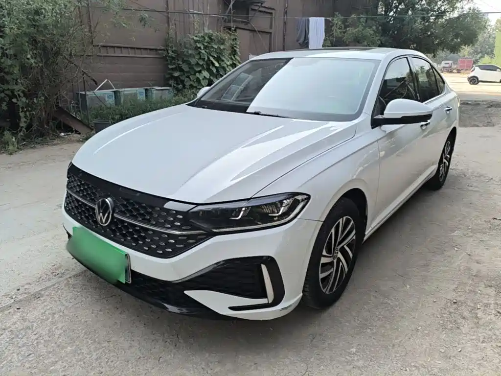Volkswagen Lavida — миниатюра 2