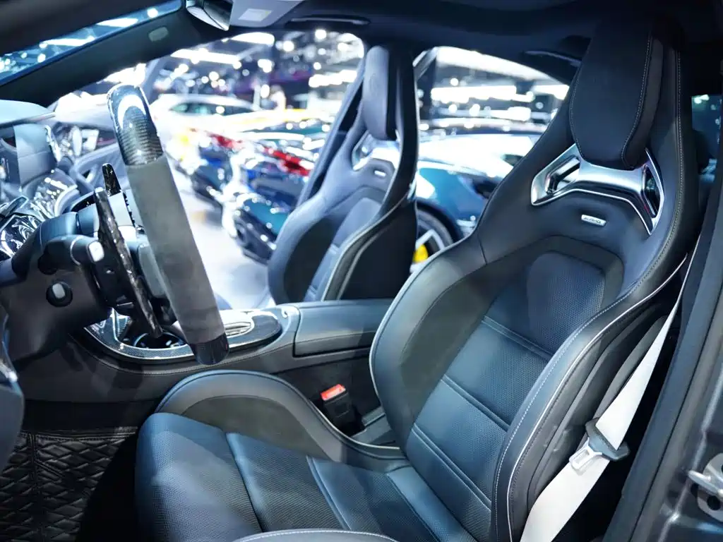 Mercedes-Benz E-Class AMG — миниатюра 12