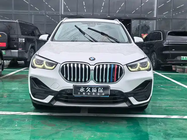 BMW  X1 2022
