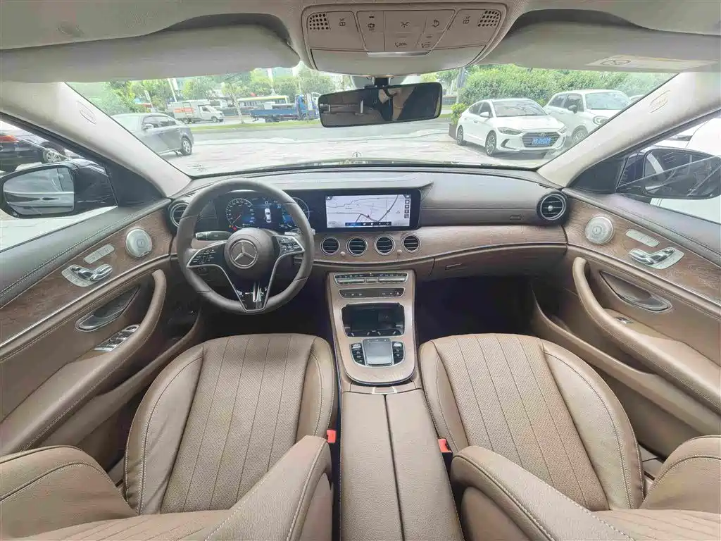 Mercedes-Benz E-Class E 2023 E 300 L Luxury