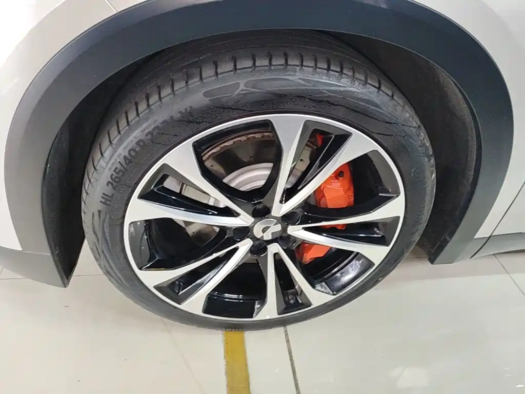NIO ES8 — миниатюра 23