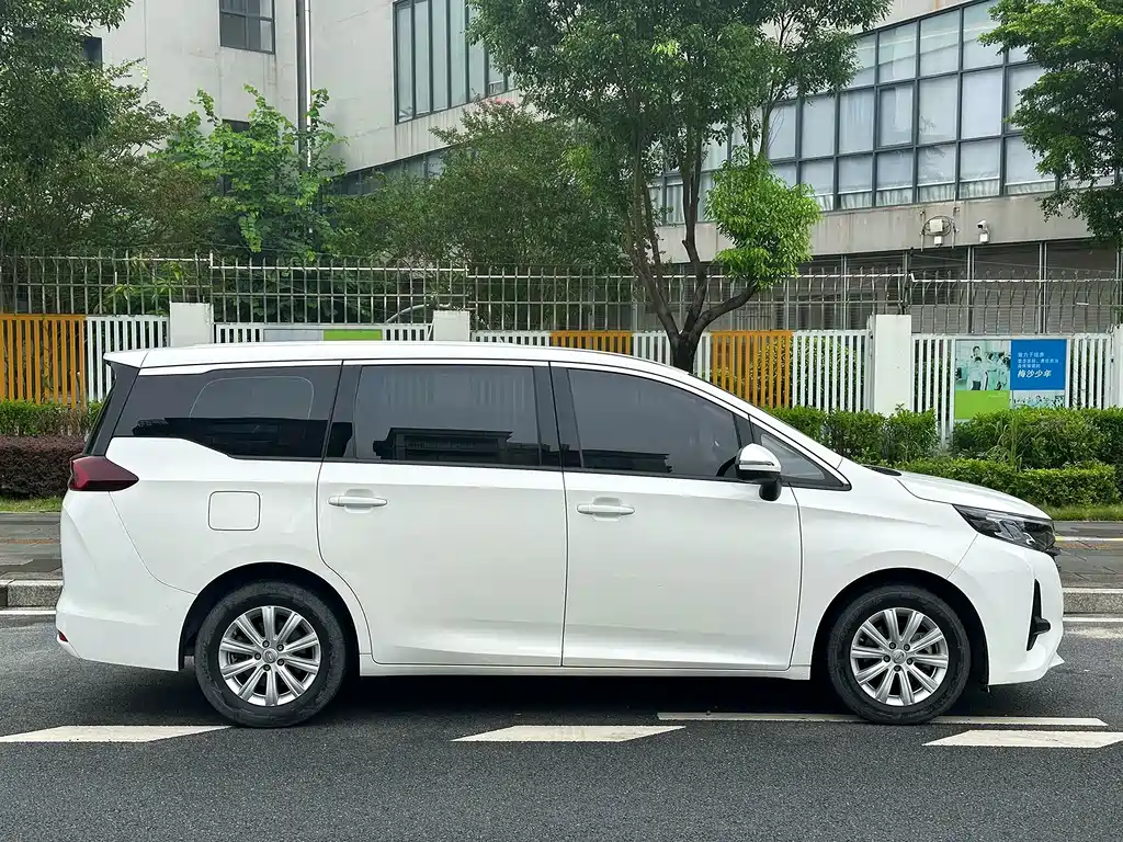 GAC Motor Trumpchi M6 — миниатюра 7