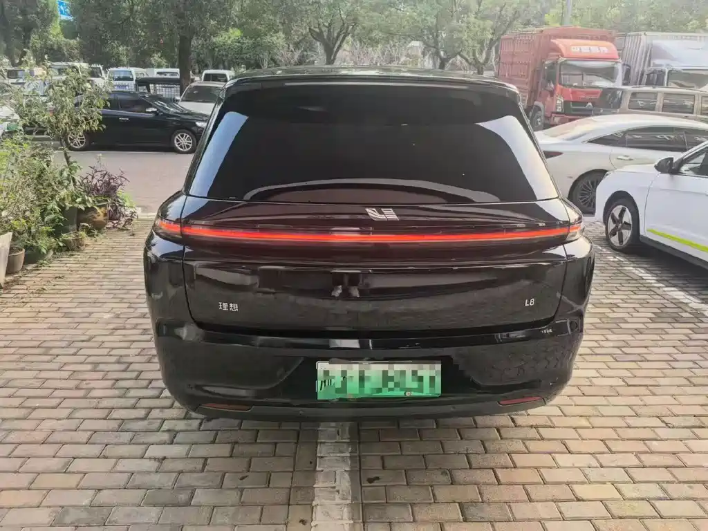 Li Auto Li L8 — миниатюра 5