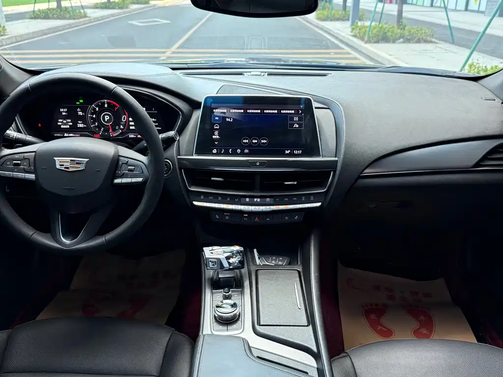 Cadillac CT5 — миниатюра 12