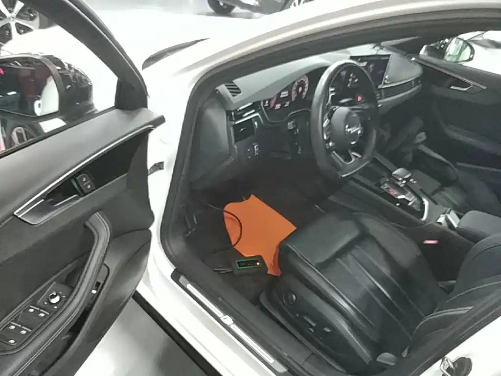 Audi A4L — миниатюра 16
