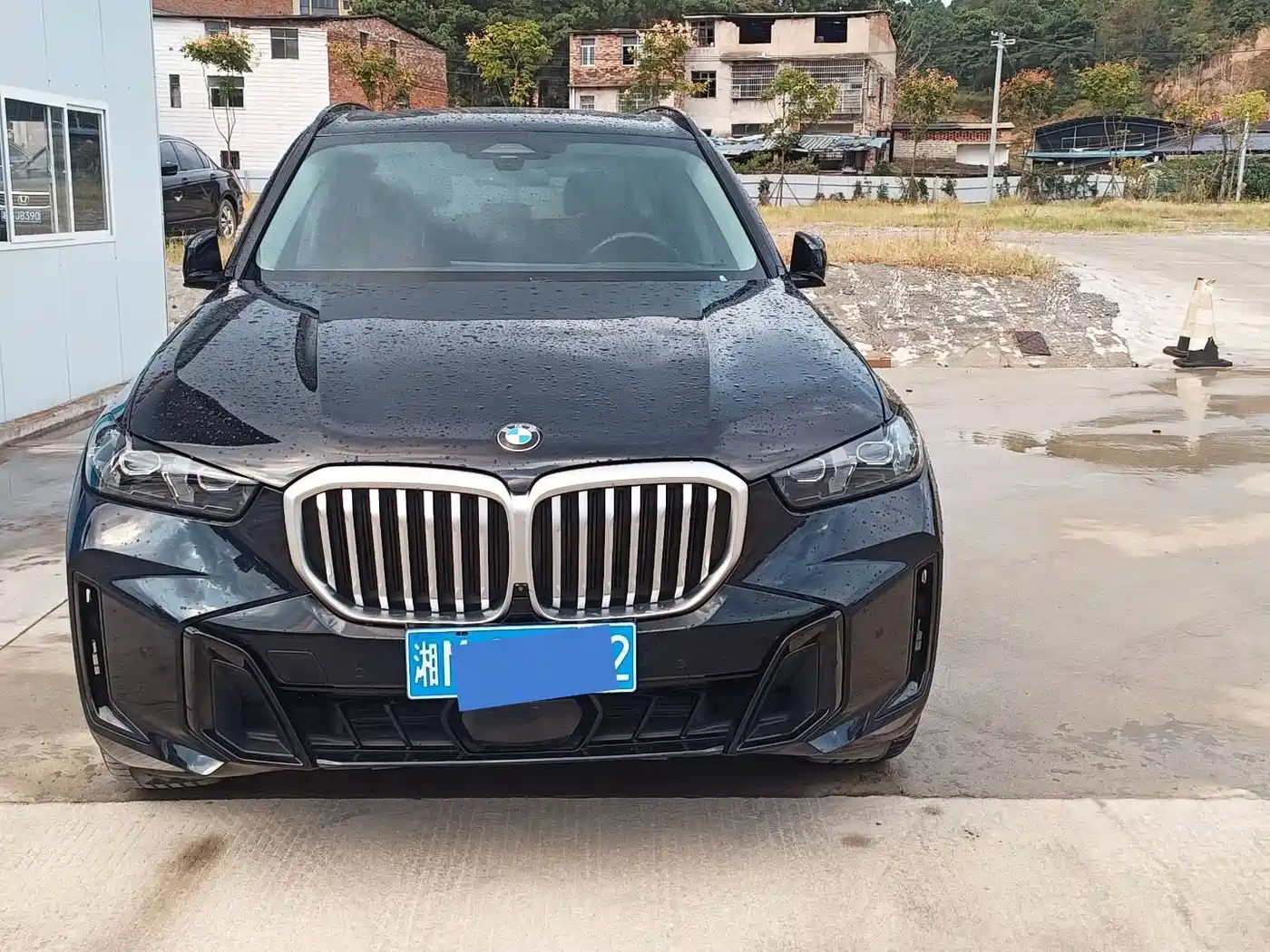 宝马X5 2023款 xDrive 30Li 尊享型M运动套装 2025
