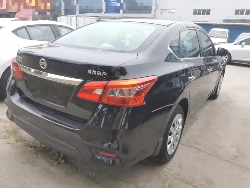 Nissan Sylphy — миниатюра 7