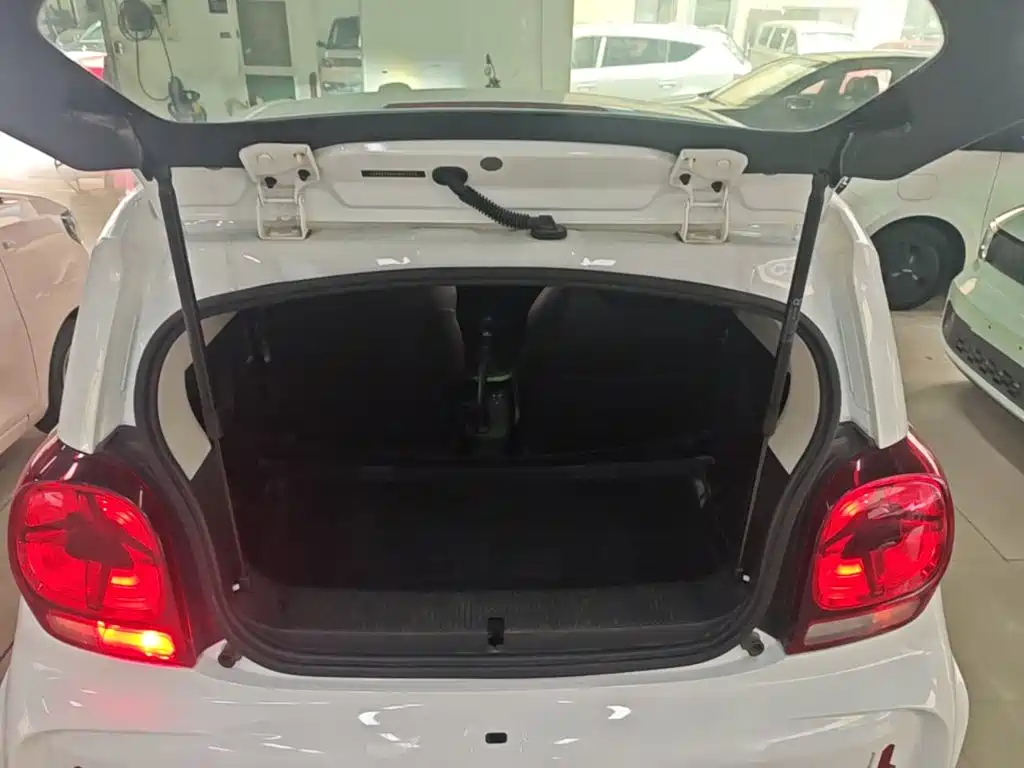Roewe Clever — миниатюра 19