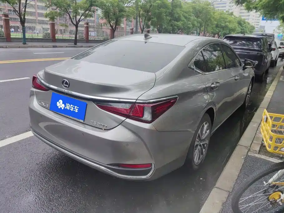 Lexus ES — миниатюра 3