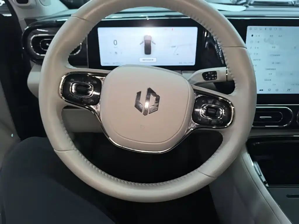 Leapmotor Leapmotor C11 — миниатюра 11