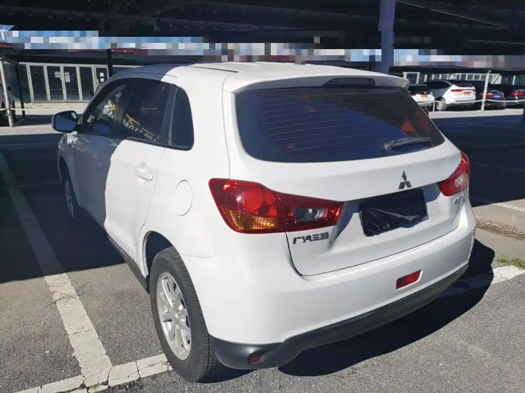 Mitsubishi ASX — миниатюра 5