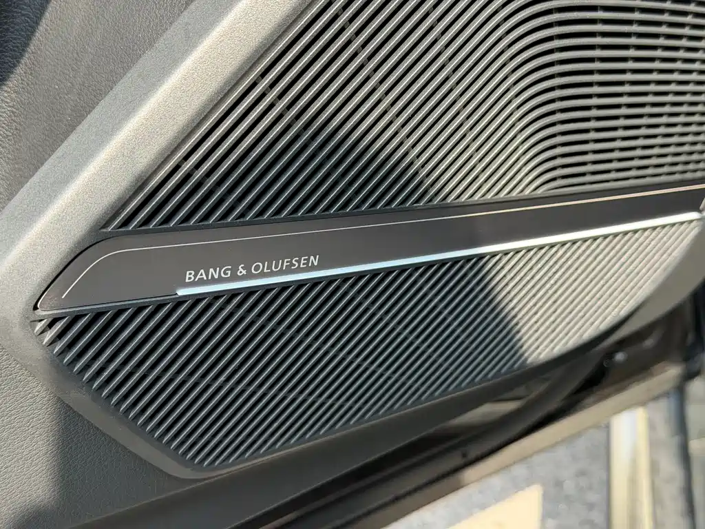 Audi Q5L — миниатюра 8