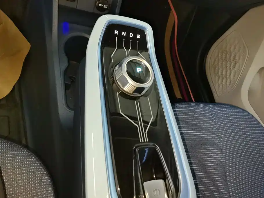 Changan Benben E-Star — миниатюра 16