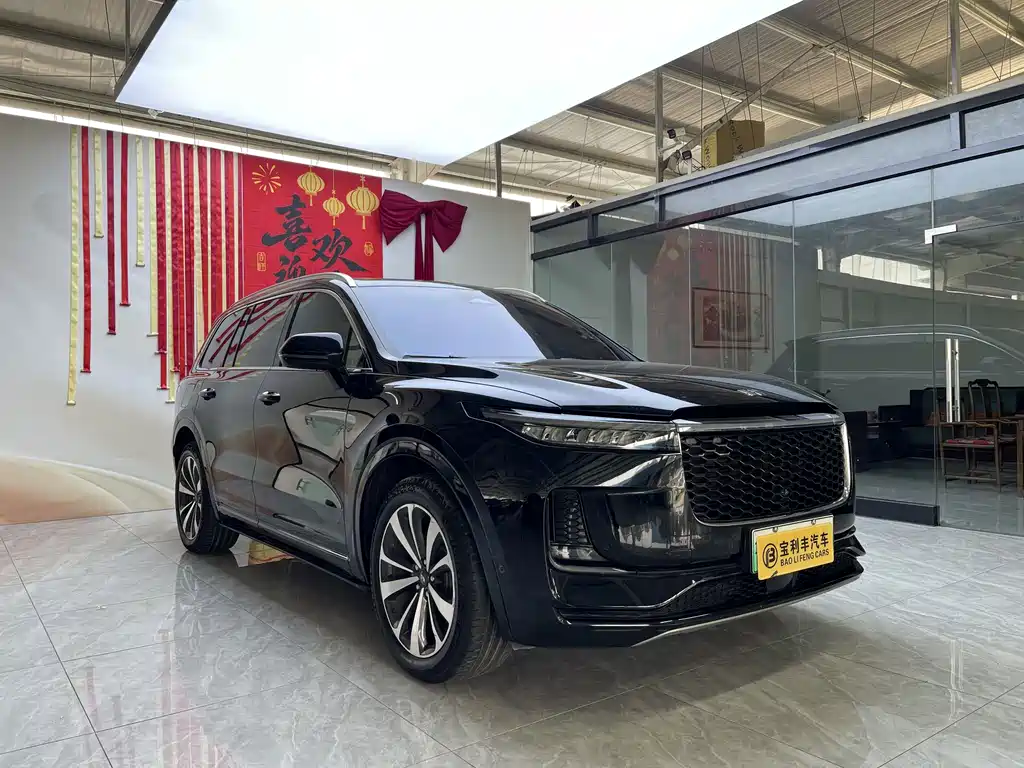 Li Auto Li ONE — миниатюра 2