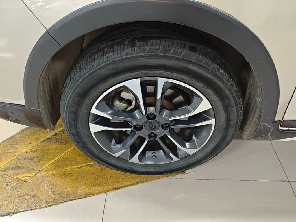 Geely Vision X3 — миниатюра 23