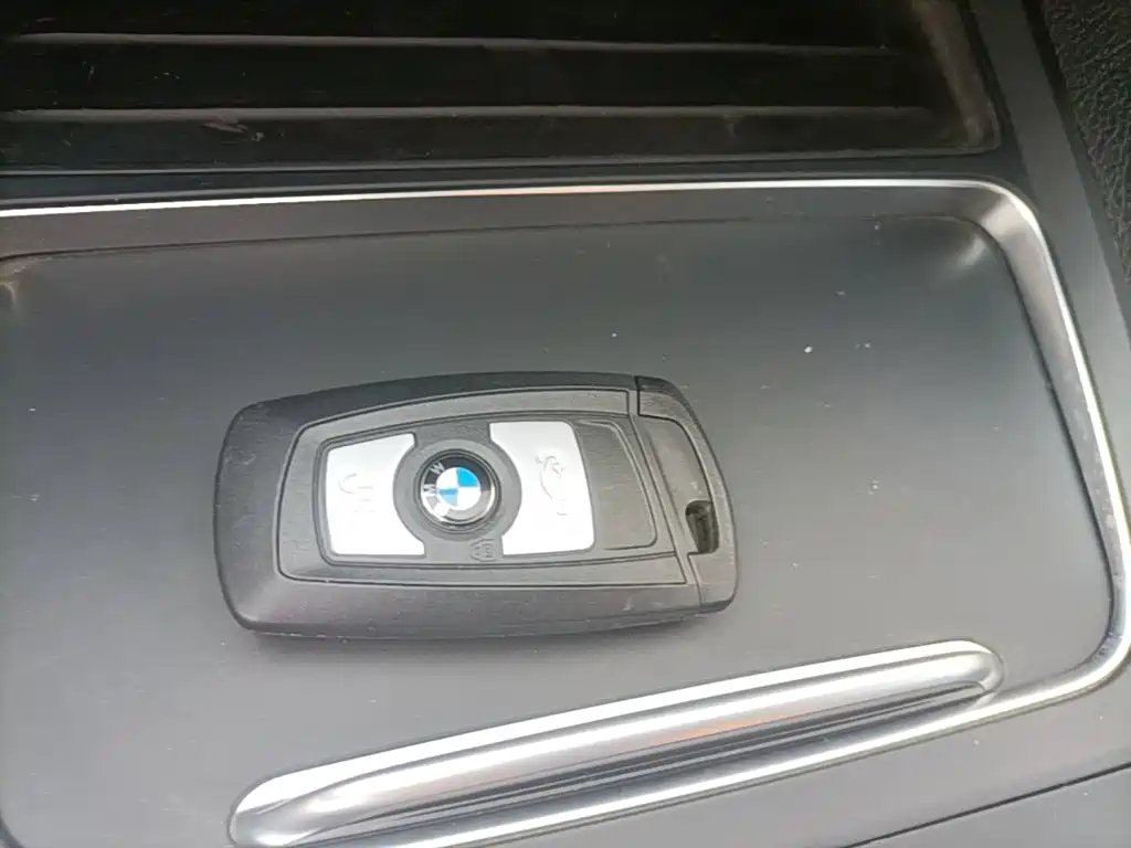 BMW 3 Series — миниатюра 9