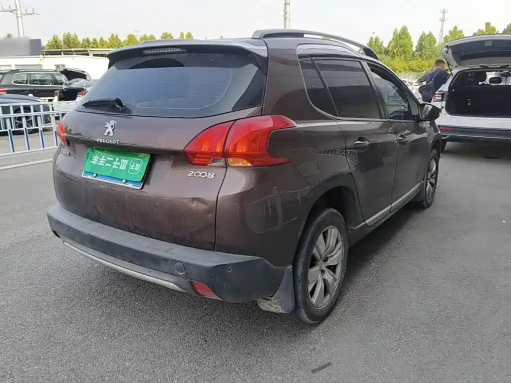 Peugeot 2008 — миниатюра 7