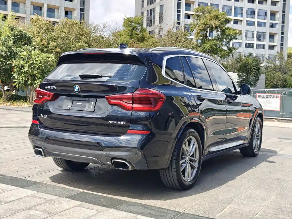 BMW X3 — миниатюра 13